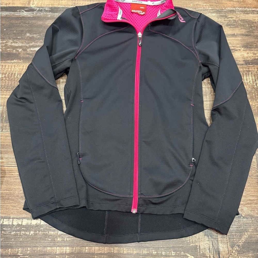 Saucony Black Long Sleeve Zip Up with Pink Accents Sz Sm